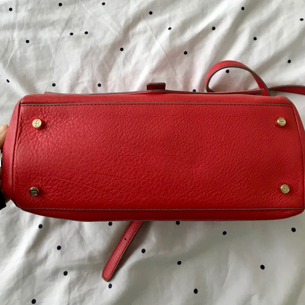 Tory Burch Medium Satchel in Coral - Picture 4 of 4